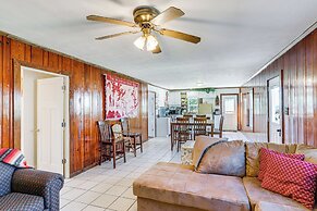 Arkansas Cabin w/ Deck < 1 Mi to Norfork Lake
