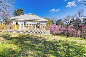 Arkansas Cabin w/ Deck < 1 Mi to Norfork Lake