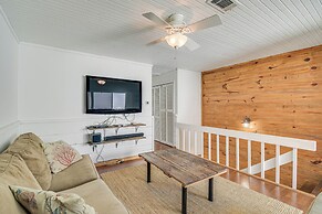 Gulf Shores Condo w/ Pool Access: Walk to Beach!