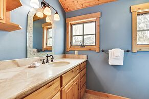 Spacious Frisco Home w/ Hot Tub & Mountain Views!