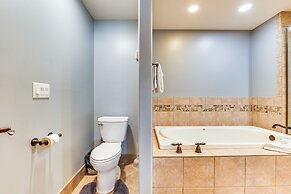 Spacious Frisco Home w/ Hot Tub & Mountain Views!