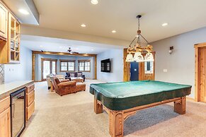 Spacious Frisco Home w/ Hot Tub & Mountain Views!