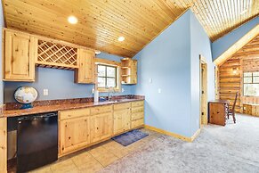 Spacious Frisco Home w/ Hot Tub & Mountain Views!