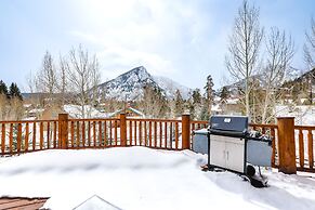 Spacious Frisco Home w/ Hot Tub & Mountain Views!