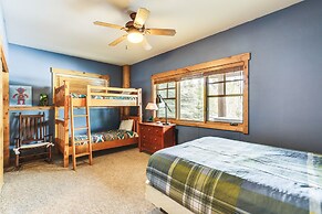 Spacious Frisco Home w/ Hot Tub & Mountain Views!