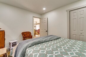 North Carolina Coupes Retreat w/ Deck & Grill!