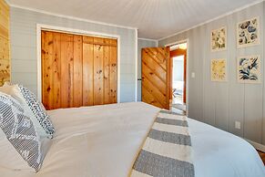 Henderson Cabin w/ Deck & Scenic Lake Views!