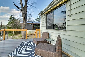 Henderson Cabin w/ Deck & Scenic Lake Views!