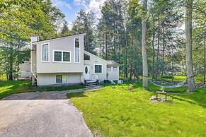 Stylish Tobyhanna Home w/ Fire Pit + Lake Access!