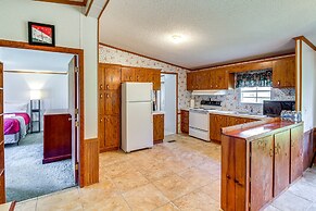 'valley View Lodge' Rural Home in Bridgeport!