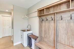 Modern Oskaloosa Cabin w/ 2 Acres & On-site Trails