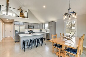 Modern Oskaloosa Cabin w/ 2 Acres & On-site Trails