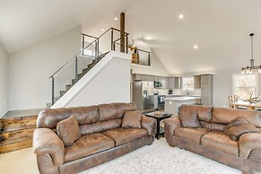 Modern Oskaloosa Cabin w/ 2 Acres & On-site Trails