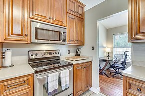 Pet-friendly Home w/ Yard - 8 Mi to Perdido Keys!