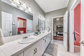 Charming Home w/ Patios, Near Ruidoso Downs Casino