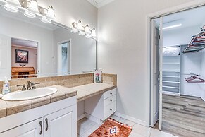 Charming Home w/ Patios, Near Ruidoso Downs Casino