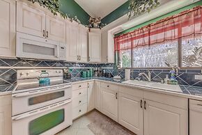 Charming Home w/ Patios, Near Ruidoso Downs Casino