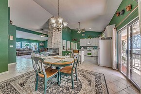 Charming Home w/ Patios, Near Ruidoso Downs Casino