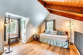 Quiet + Peaceful Home in Allenspark w/ Deck!