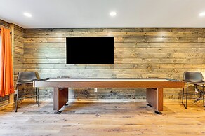 Quiet + Peaceful Home in Allenspark w/ Deck!