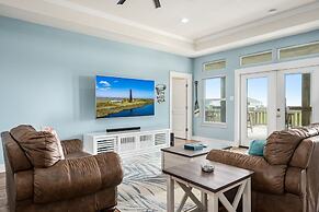 Viewtastic 3 Bedroom Home by RedAwning