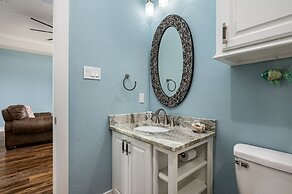 Viewtastic 3 Bedroom Home by RedAwning