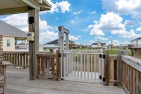 Viewtastic 3 Bedroom Home by RedAwning