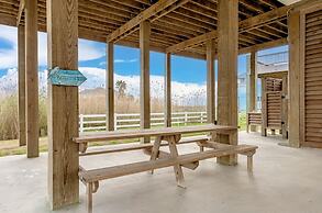 Viewtastic 3 Bedroom Home by RedAwning