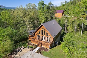 Mystic Cabin 3 Bedroom Cabin by RedAwning