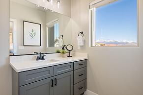 Zion's Paradise 6 Bedroom Townhouse