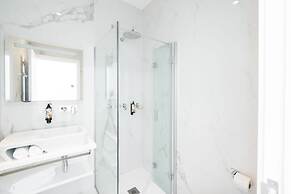 Avenida Viana Boutique Suites