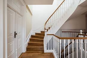 Avenida Viana Boutique Suites