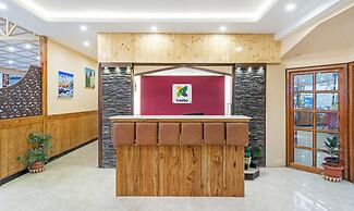 Treebo Lords Garden Glory Valley View and Centralized Heating