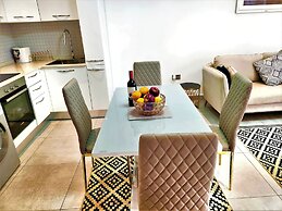 Aspire Suite - Douglas Luxury Apartments