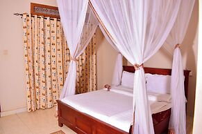 Lavic Country Resort Adjumani