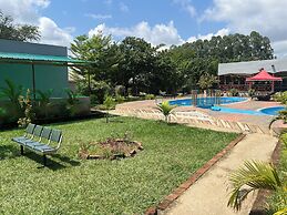 Lavic Country Resort Adjumani