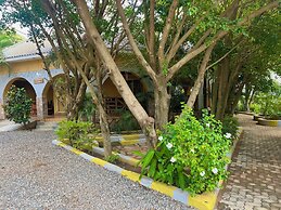 Lavic Country Resort Adjumani