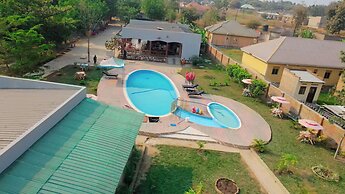 Lavic Country Resort Adjumani