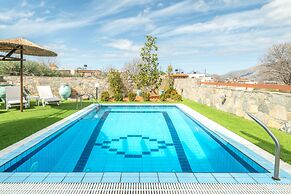 Treasure Of Herbs Complex