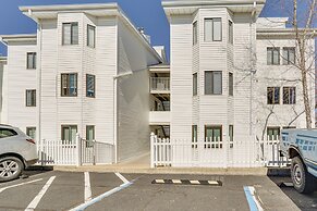 3 Mi to Boat Ramp: Osage Beach Condo w/ Grill!