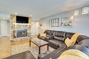 3 Mi to Boat Ramp: Osage Beach Condo w/ Grill!