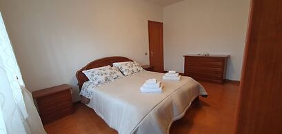 Room in B&B - Comfortable Room With Spacious Kitchen - Suite Colosseo