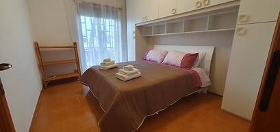 Room in B&B - Comfortable Room With Spacious Kitchen - Suite Colosseo