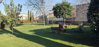 Room in B&B - Comfortable Room With Spacious Kitchen - Suite Colosseo