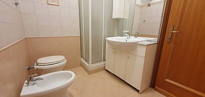 Room in B&B - Comfortable Room With Spacious Kitchen - Suite Colosseo