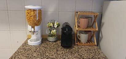 Room in B&B - Comfortable Room With Spacious Kitchen - Suite Colosseo