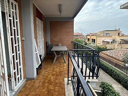 Room in B&B - Comfortable Room With Spacious Kitchen - Suite Colosseo