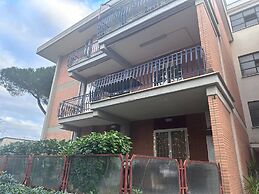 Room in B&B - Comfortable Room With Spacious Kitchen - Suite Colosseo