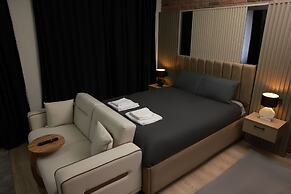 World Yours Luxury Suite