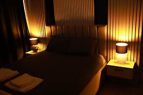 World Yours Luxury Suite